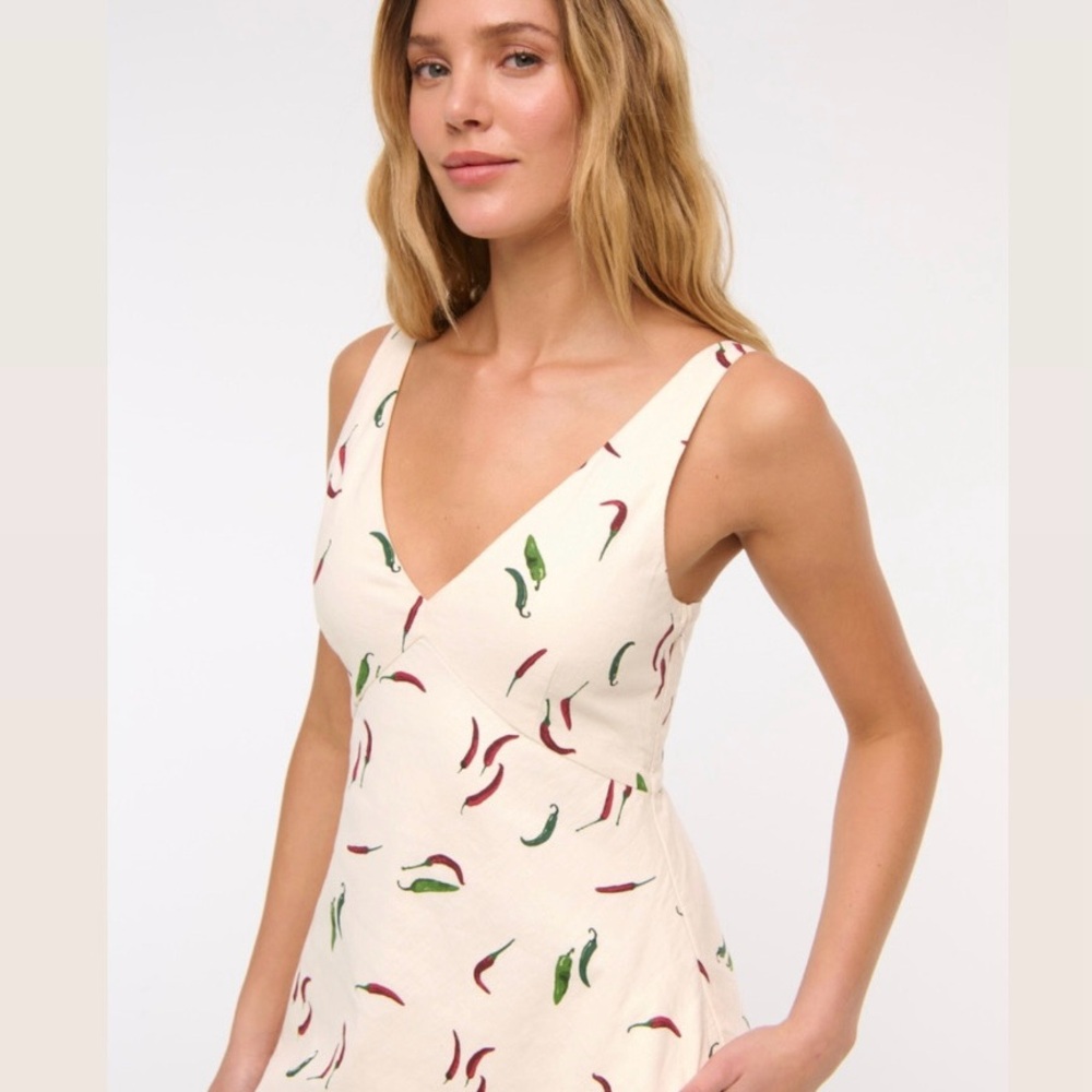 Abercrombie V-Neck Linen-Blend Mini Dress in Pepper Print, Size XS